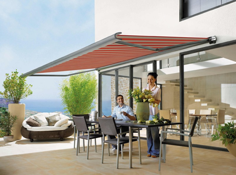 Aluminum Awnings: The Pros And Cons post thumbnail image