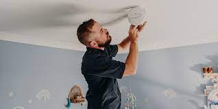 Expert smoke alarm installers at competitive prices In Brisbane post thumbnail image