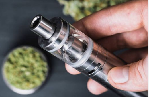 THC Vape Pens Canada: Accessing Legal Cannabis Products post thumbnail image
